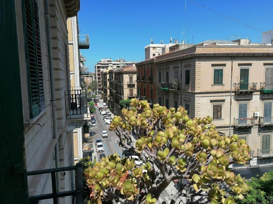 La Casa Di Beatrice Apartment Palermo Exterior photo